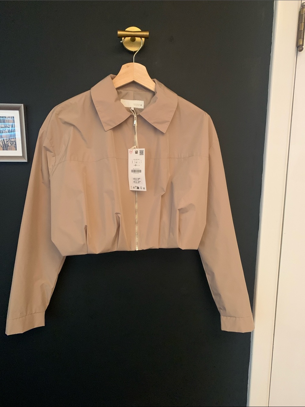 Zara nylon cropped jacket with bubble hem. NWT
